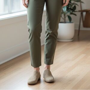 Lucky Brand Vellida Suede Slip-on Ankle Booties in Dune size 9.5